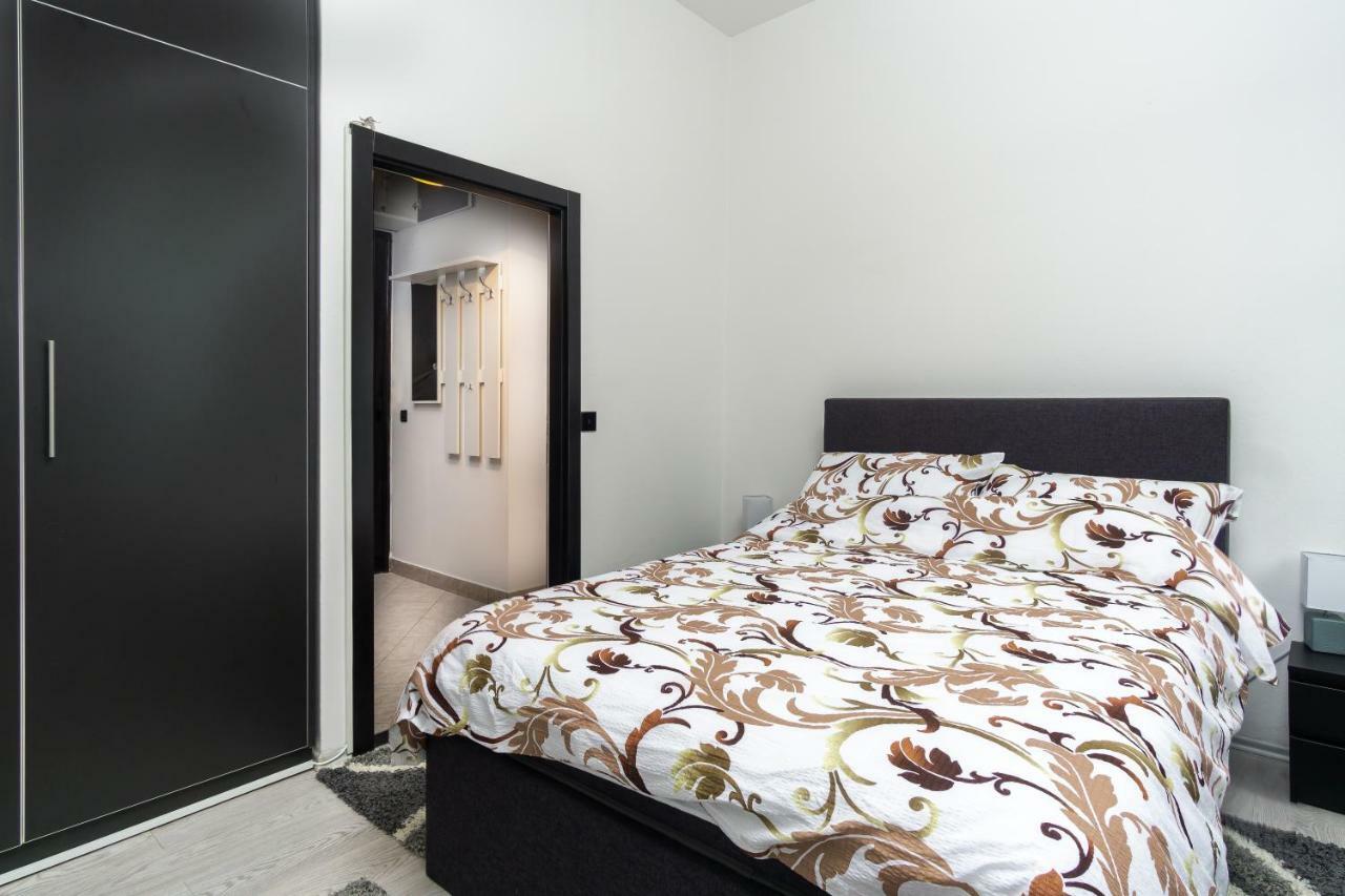 Apartman Ambasador Zagreb Exterior photo